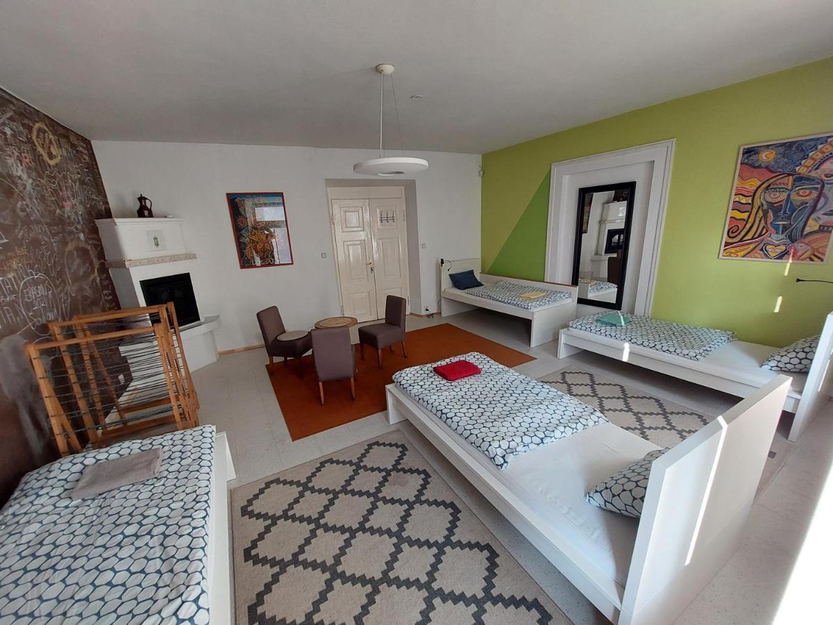 25 Hours Hostel Βίλνιους Δωμάτιο φωτογραφία