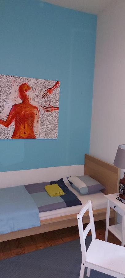 25 Hours Hostel Βίλνιους Δωμάτιο φωτογραφία